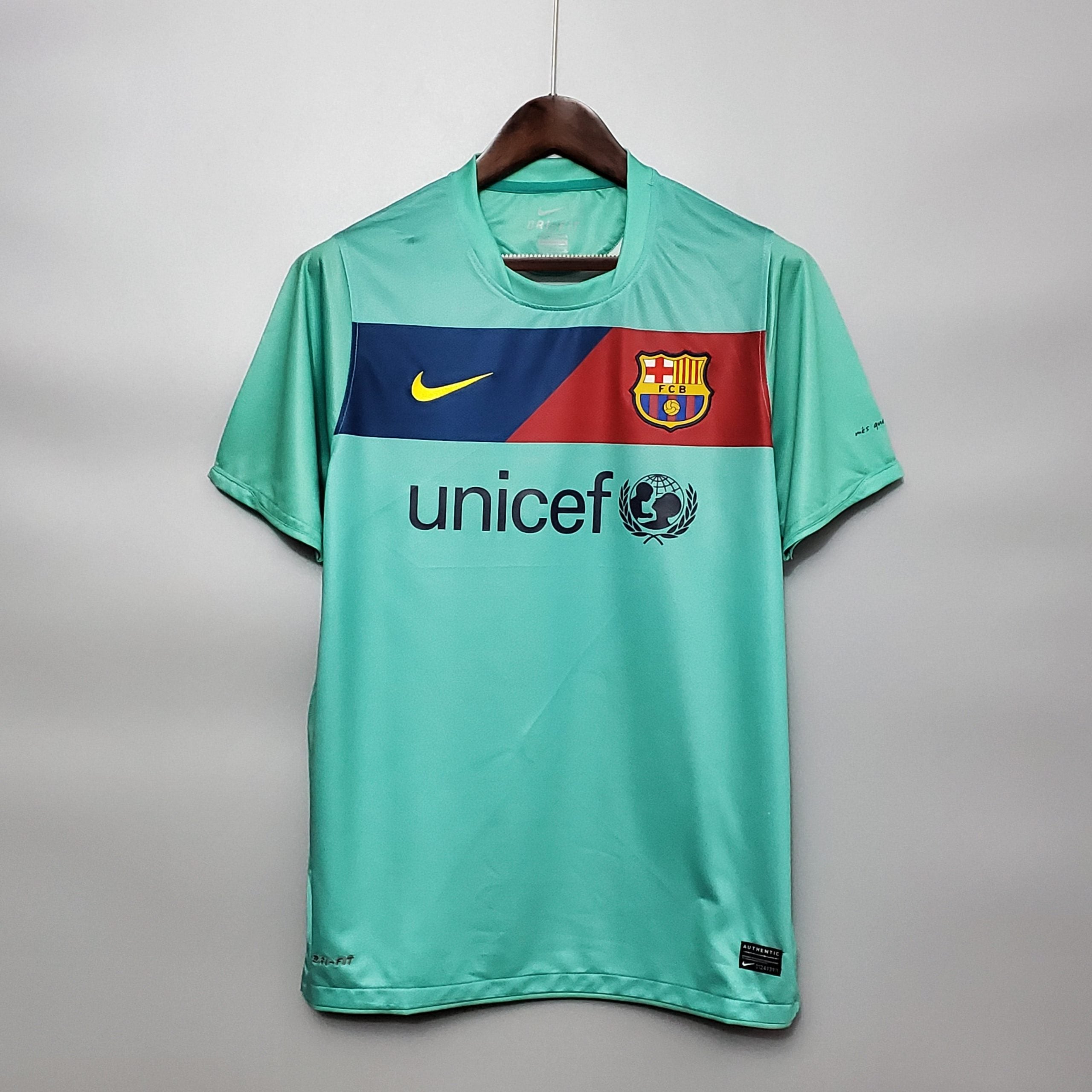 BARCELONA AUSWÄRTS RETRO 2010 / 2011