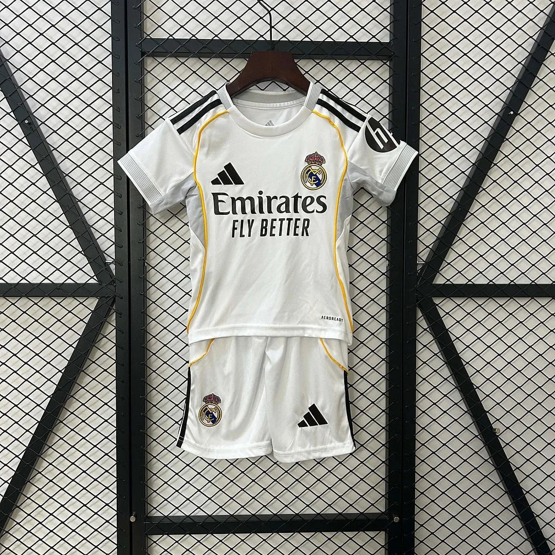 Real Madrid 2025–2026 Kindertrikot