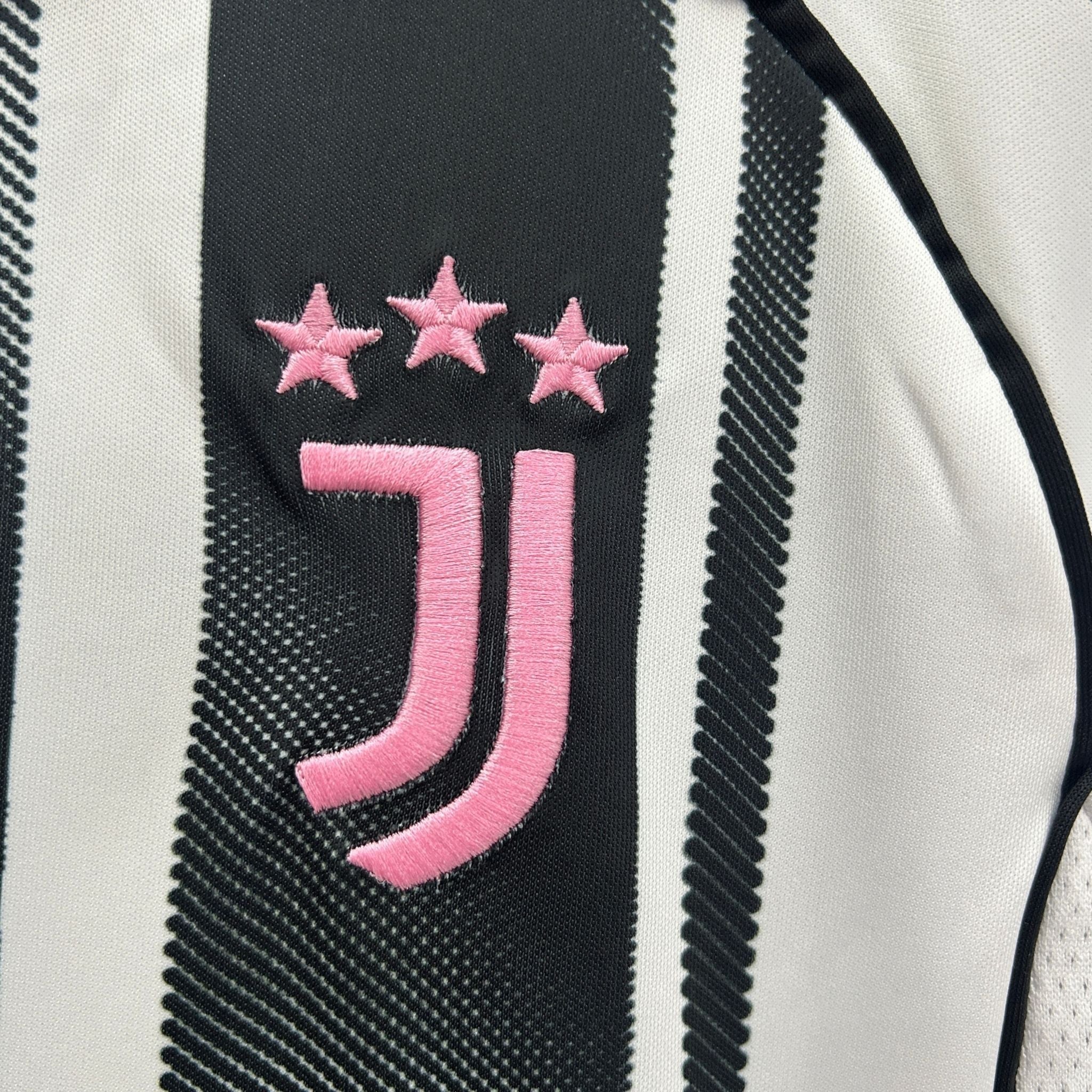 JUVENTUS KINDERTRIKOT 2025/2026