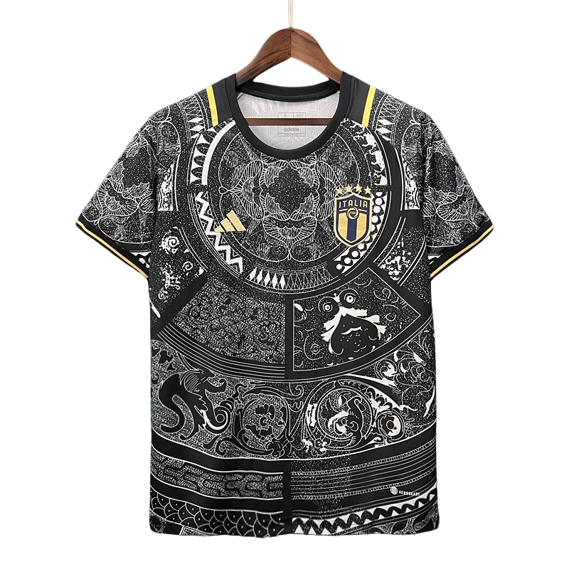 Italien 2023-2024 Sonderedition Schwarzes Design