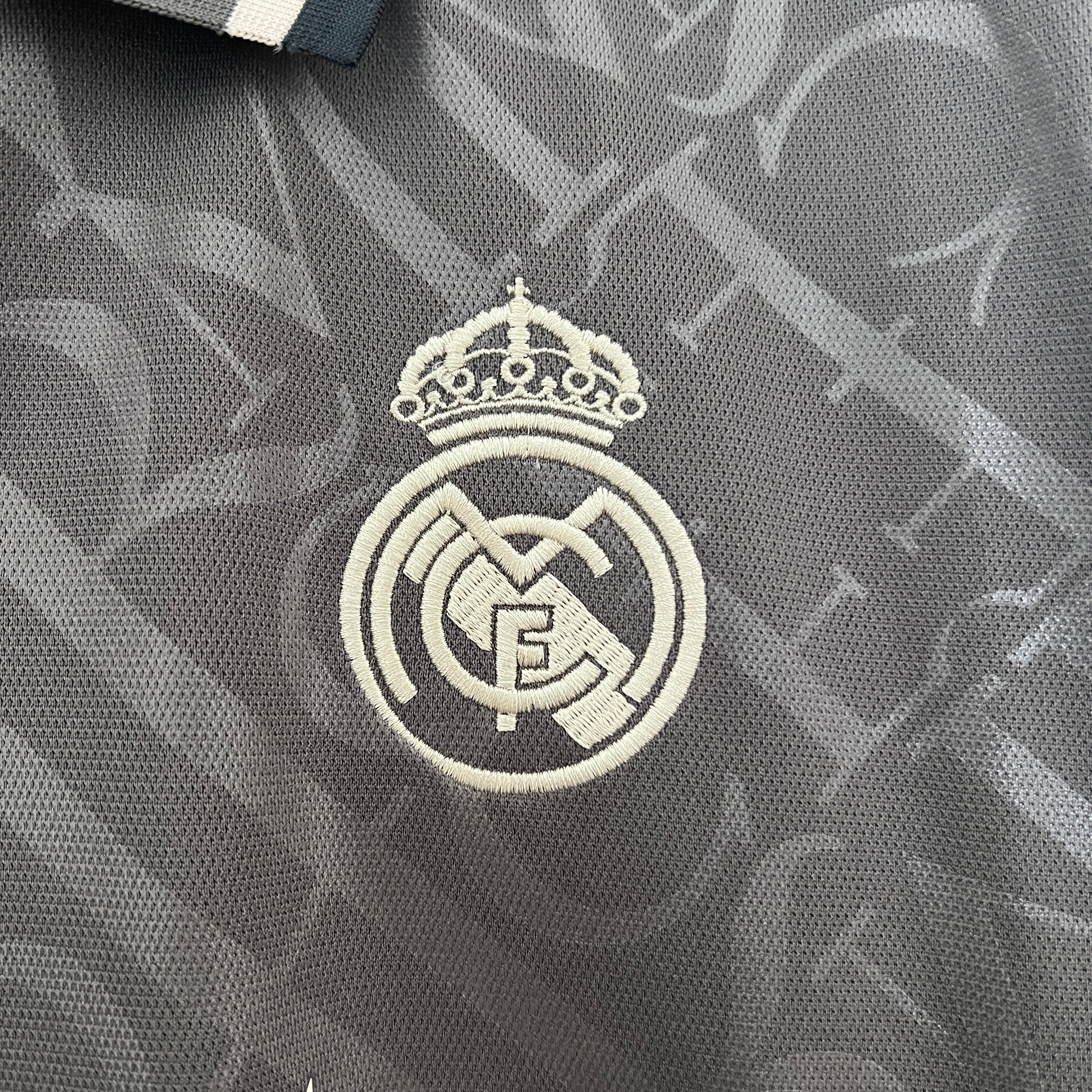 Real Madrid Drittligatrikot 2024/2025