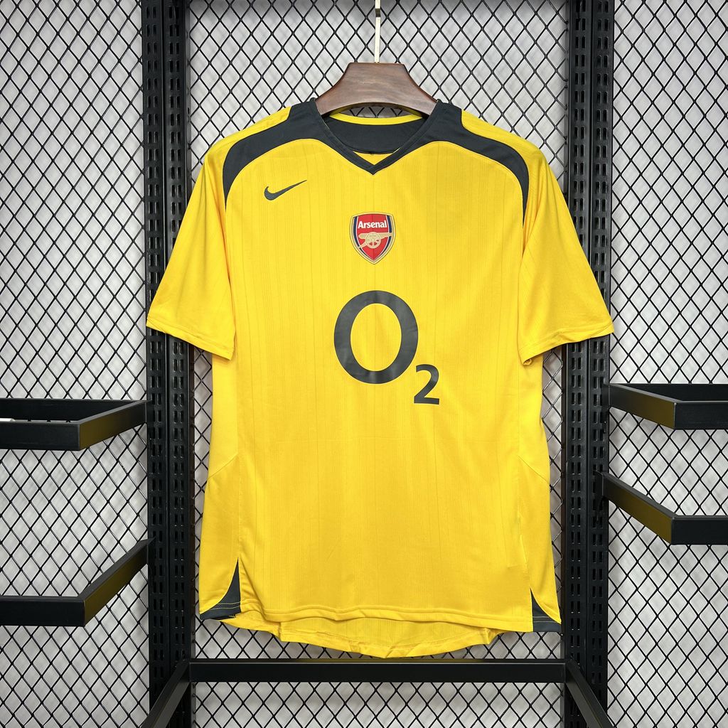 Arsenal 2003-2004 Away Retro Kit - Classic Yellow Edition