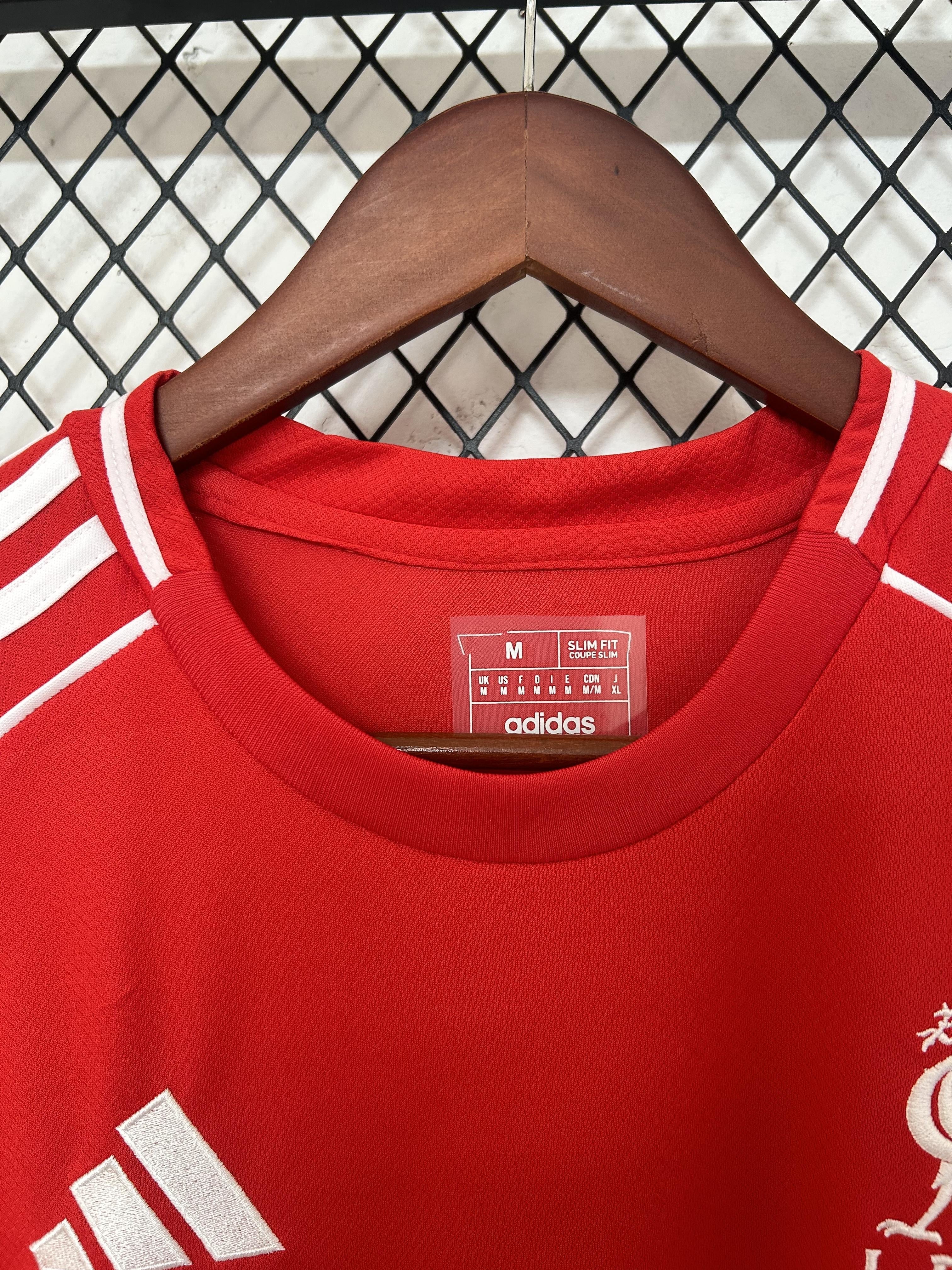 Liverpool 2025-2026 Heimtrikot