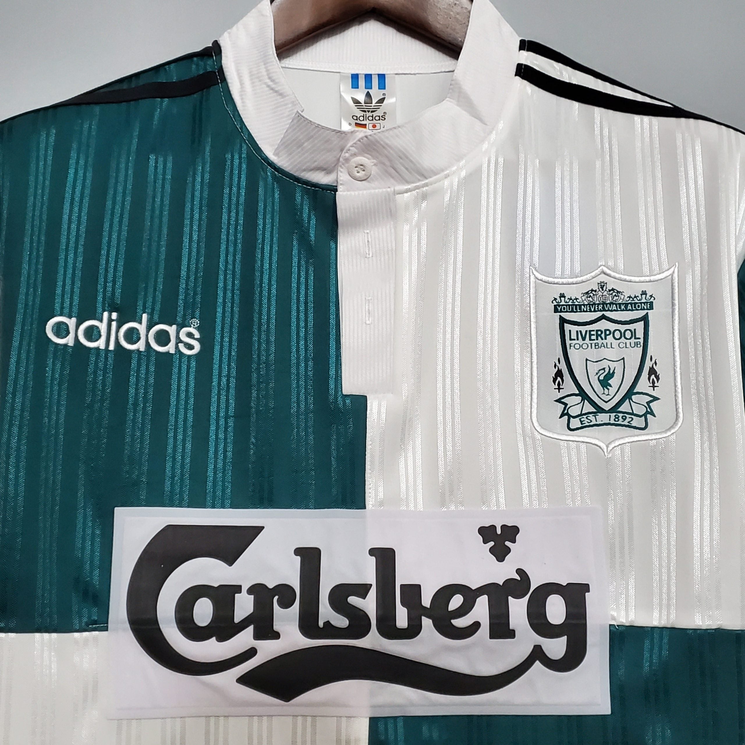 Liverpool Auswärts Retro Trikot 1995-1996