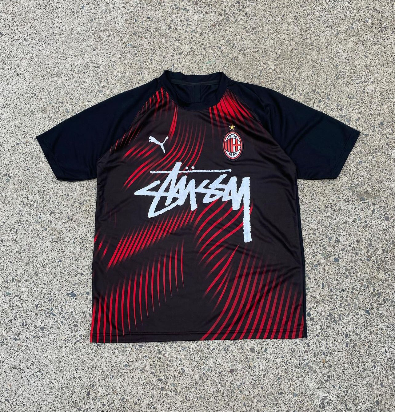 AC MILAN X STUSSY Spezialausgabe
