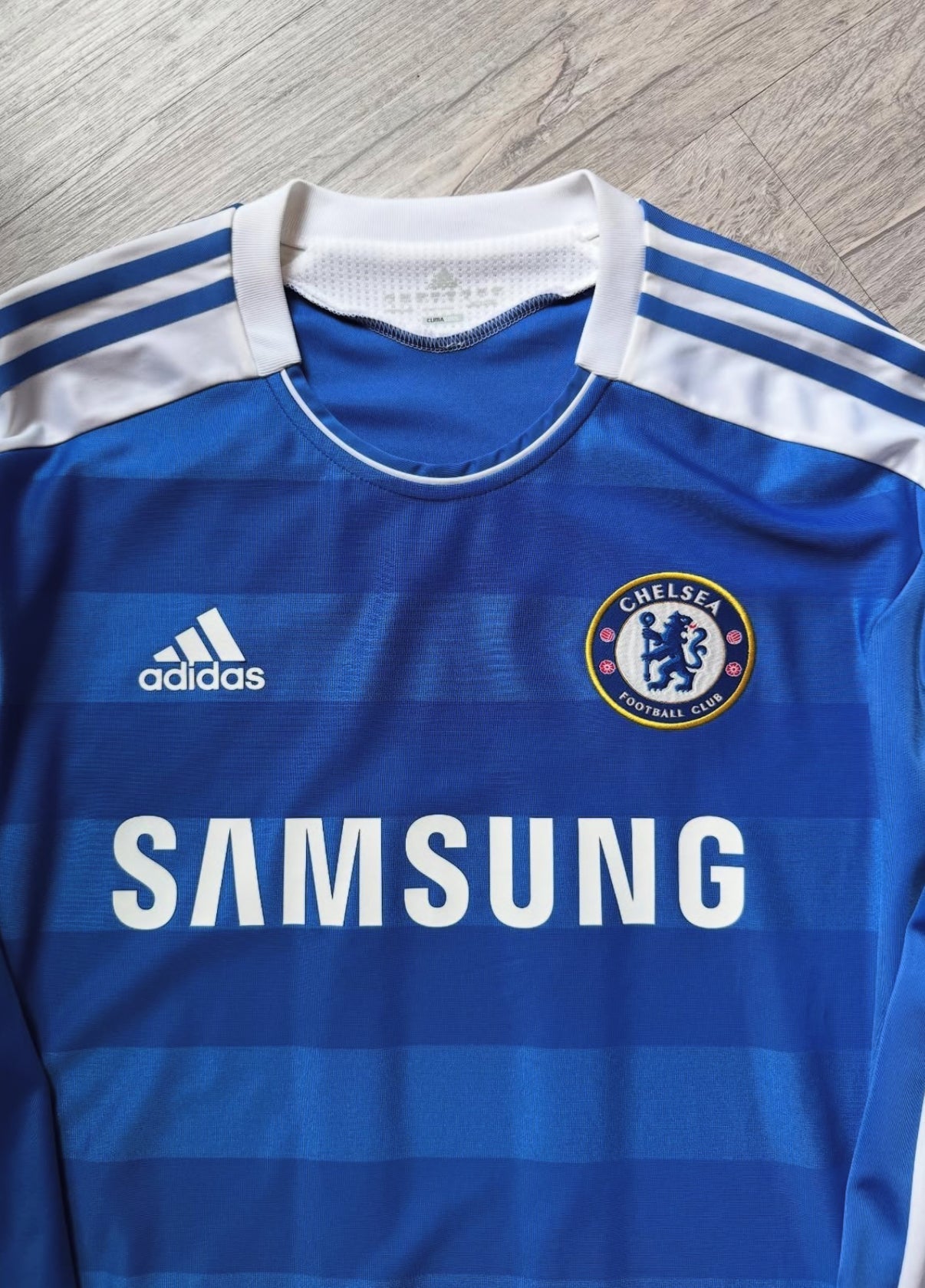 Chelsea 2011-2012 Retrotrikot mit langen Ärmeln