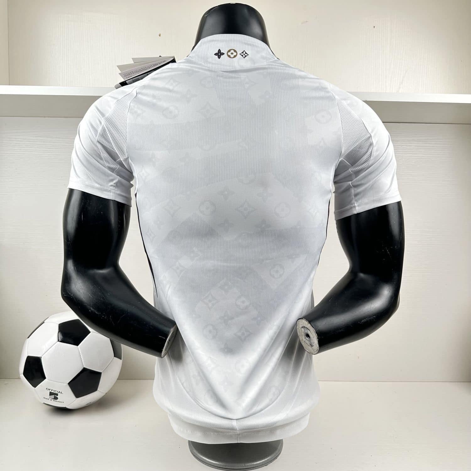 Real Madrid Louis Vuitton Sonderedition Trikot 2025