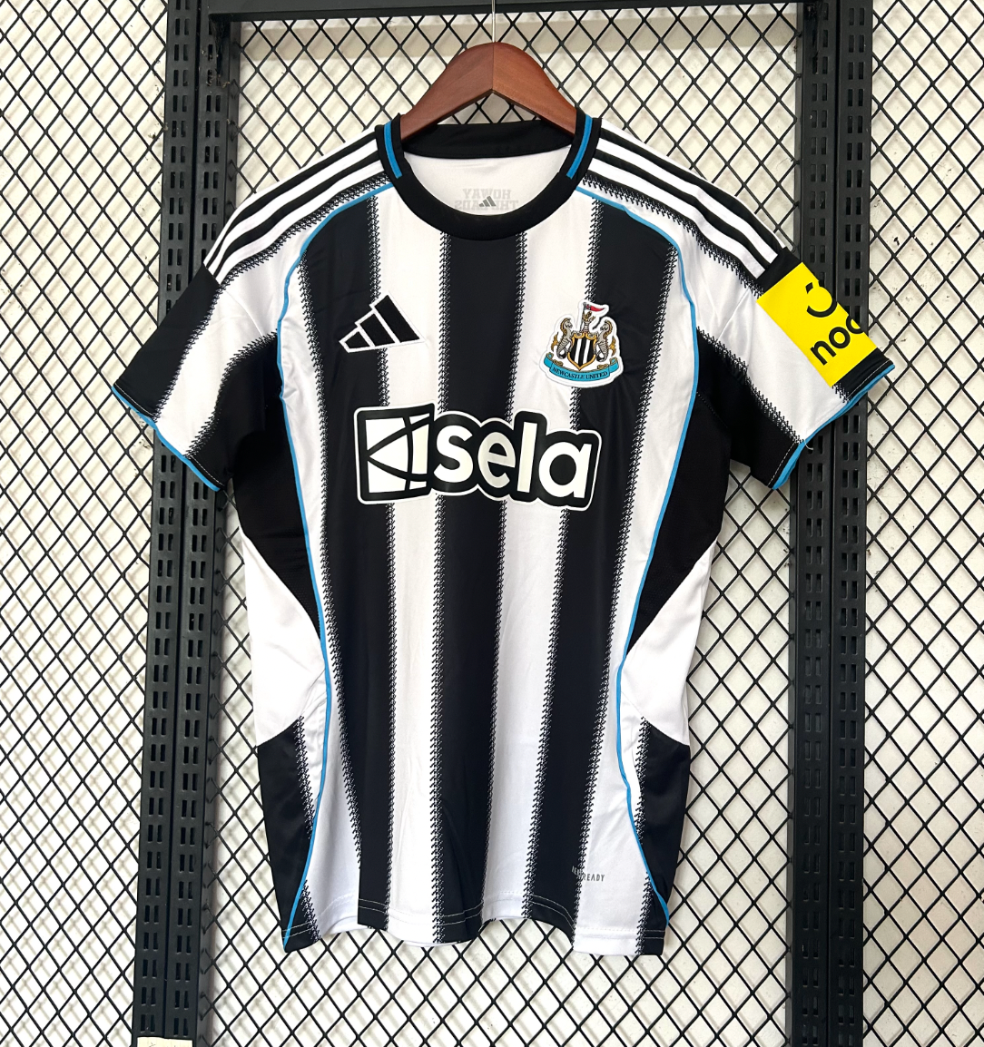 Newcastle Heimtrikot 2025/2026