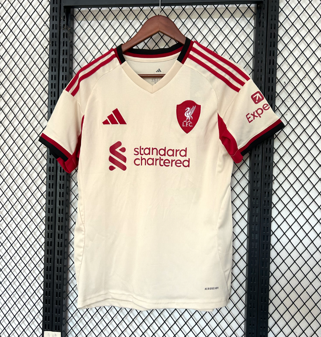 Liverpool Auswärtstrikot 2025/2026