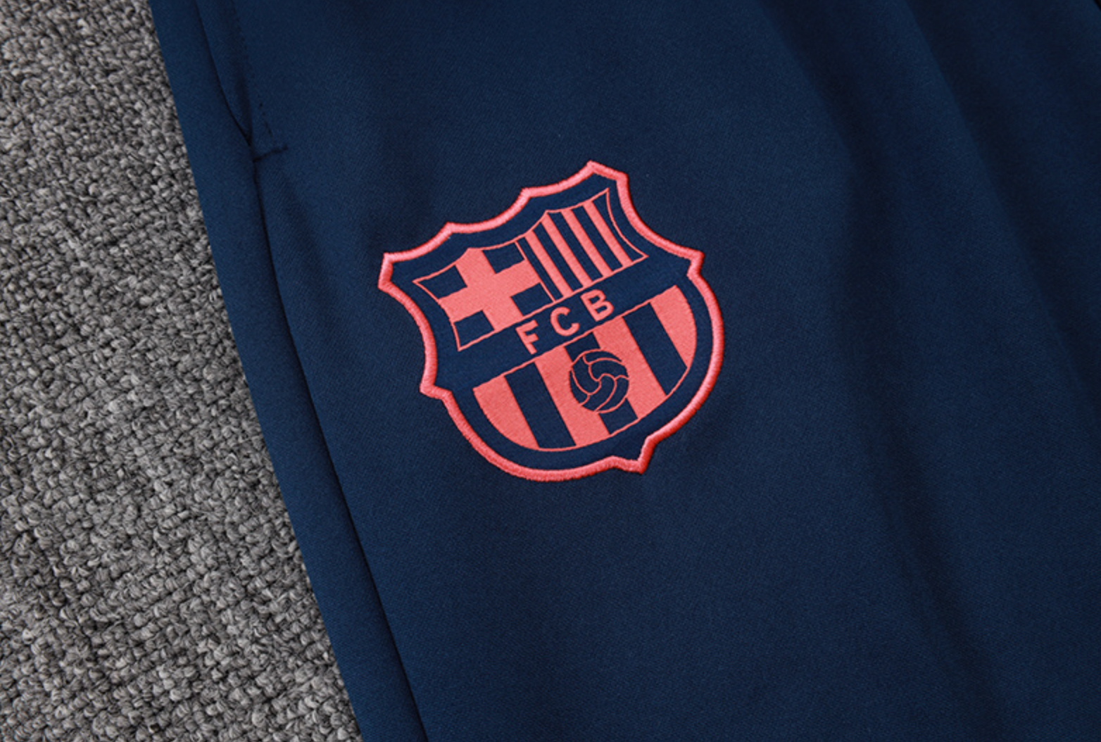FC Barcelona 2025/2026 Blau-Pinker Trainingsanzug