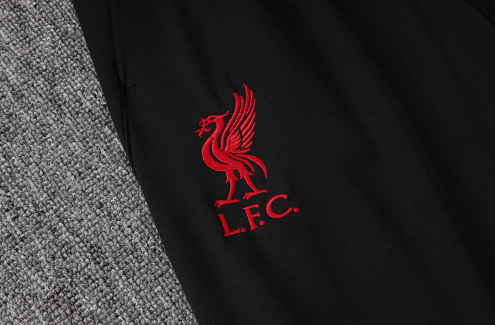 Liverpool 2025/2026 Schwarzer Trainingsanzug