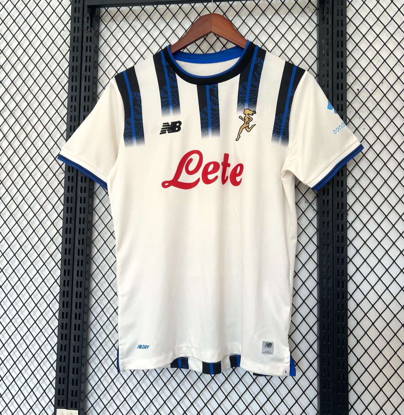 Atalanta 2025/2026 Auswärtstrikot