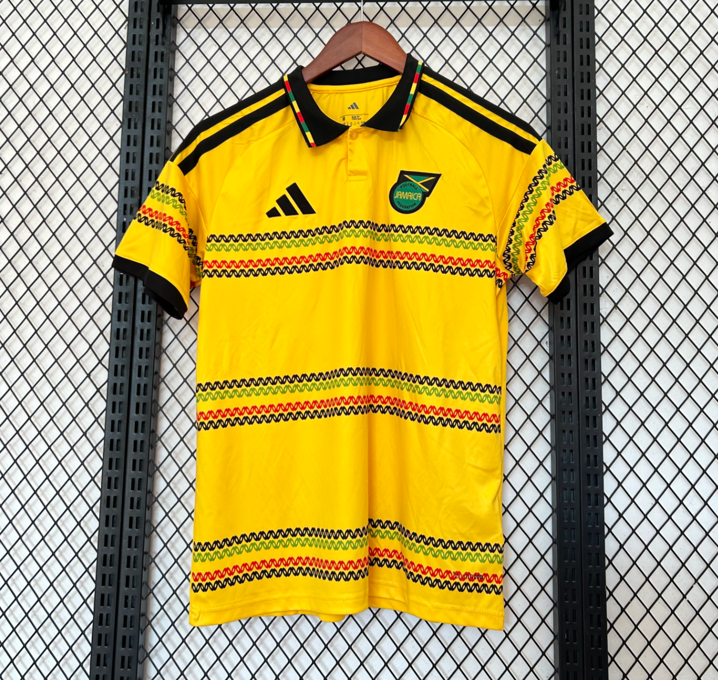 Camiseta local Jamaica 2027