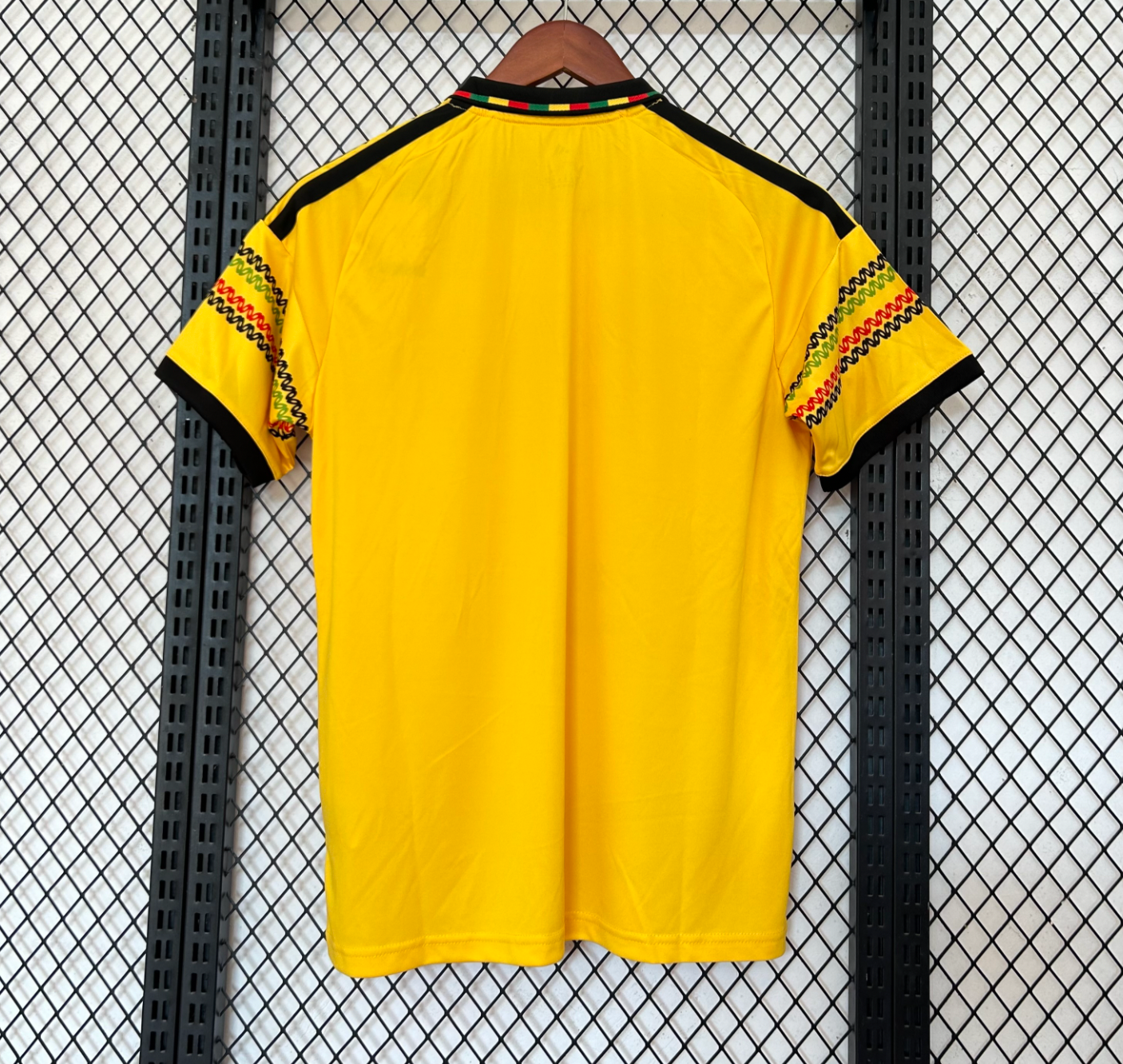 Camiseta local Jamaica 2027