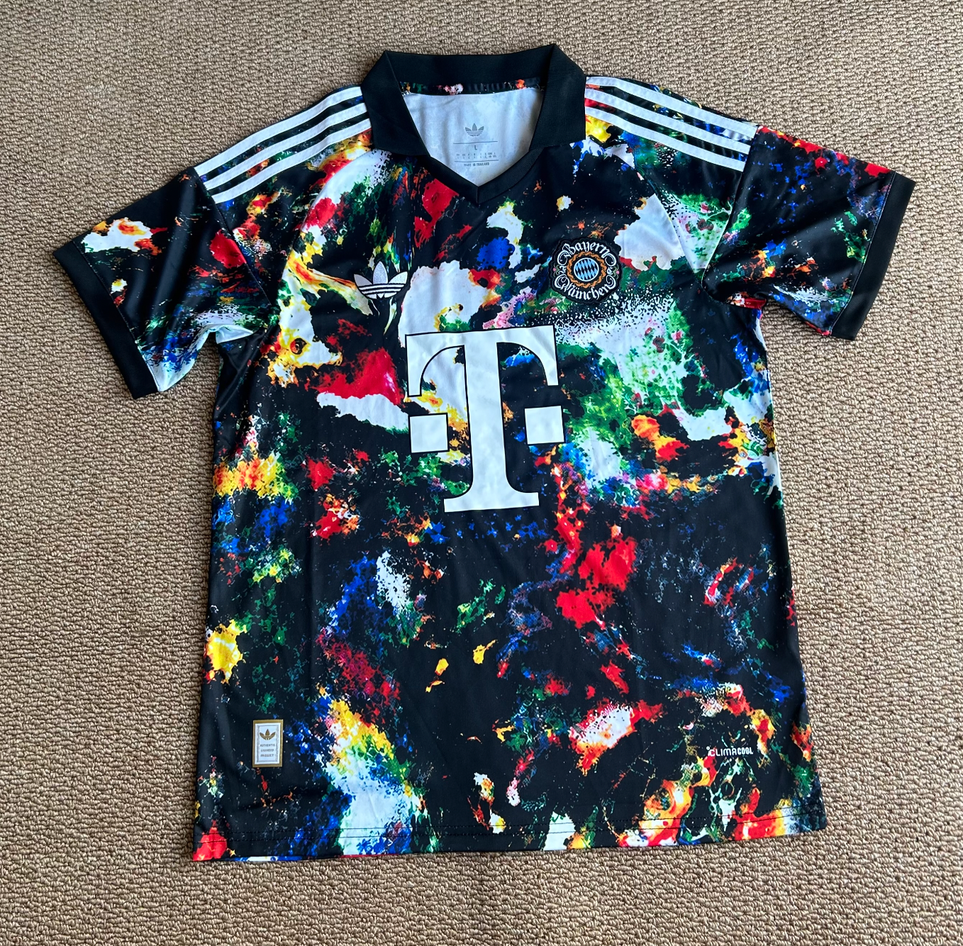 Maglia Oktoberfest Bayern Monaco 2026/2027