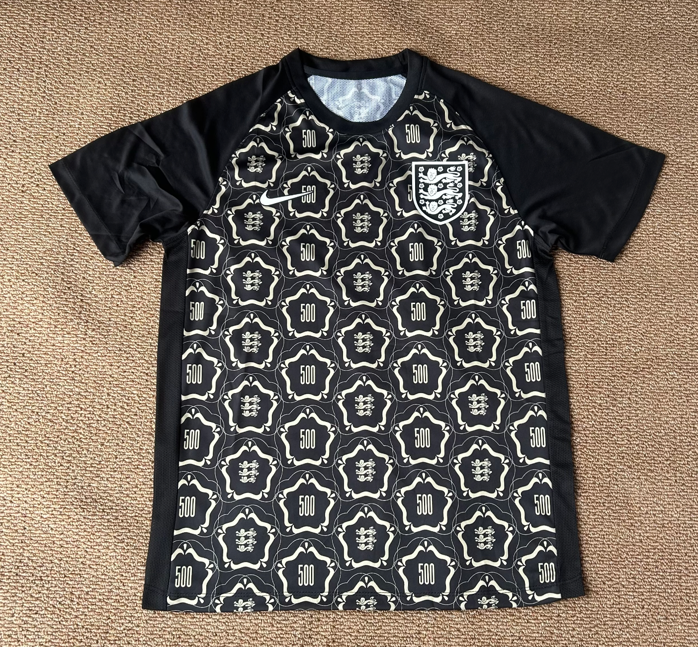 England 2026/2027 Schwarzes Pre-Match Trikot