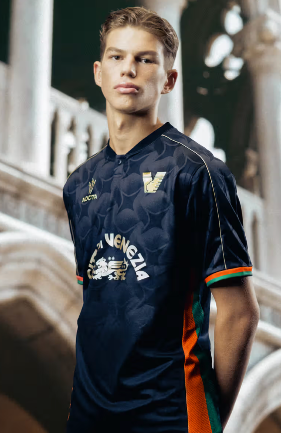 Divisa Casa Venezia FC Drake NOCTA 24/25