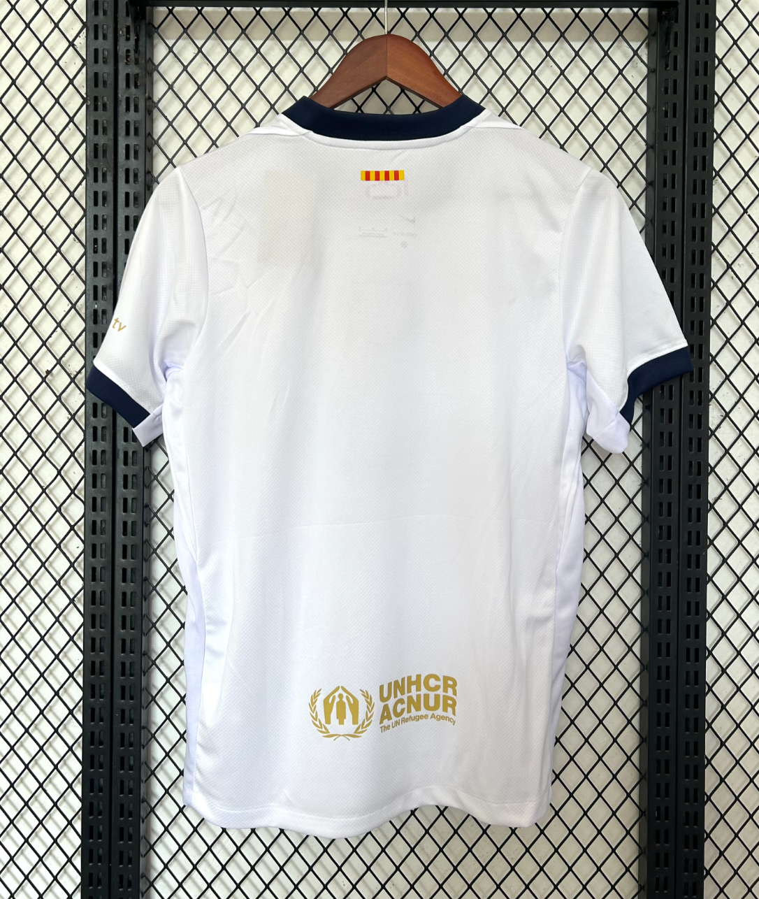Kit Away FC Barcelona 2025-2026