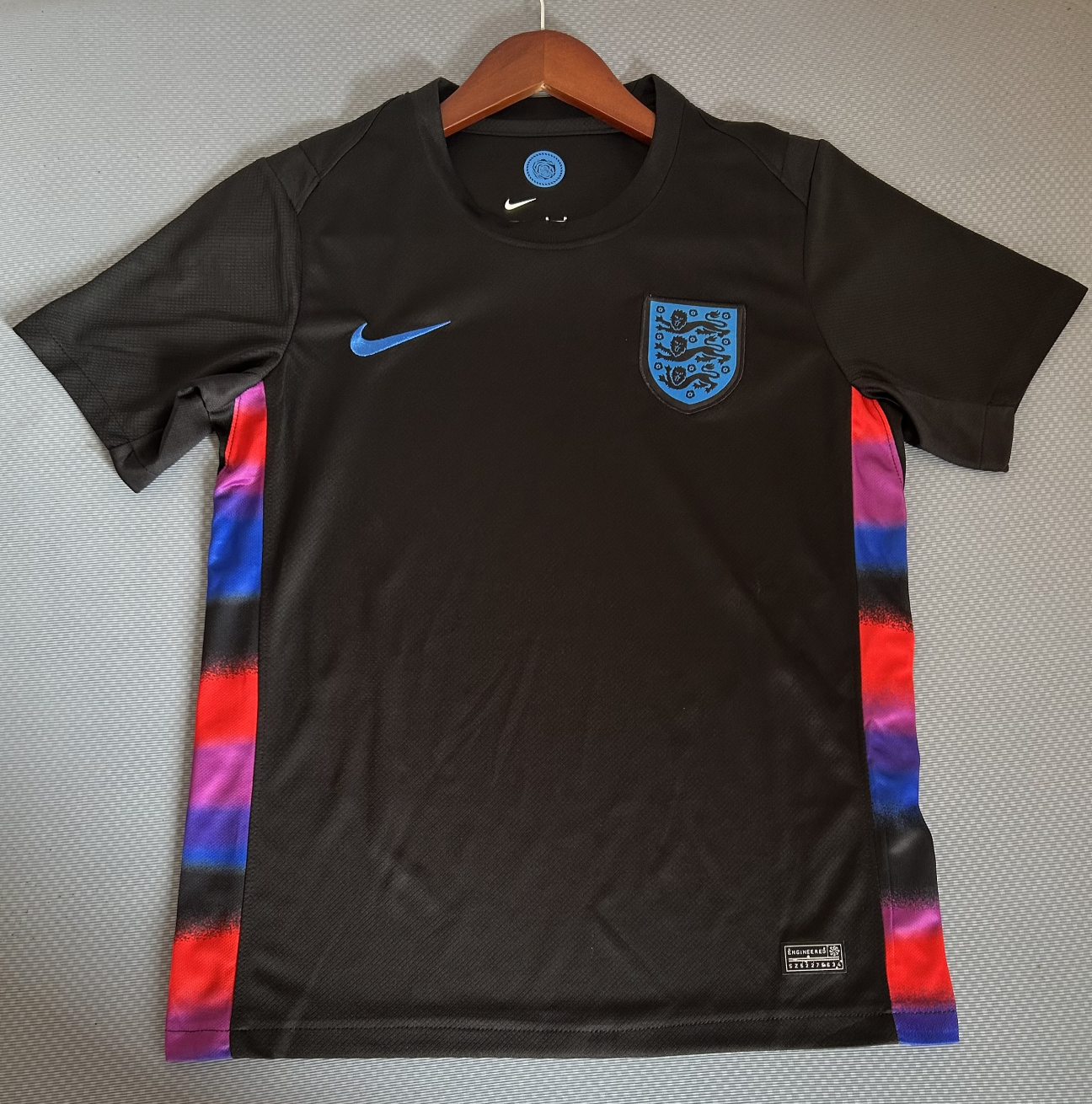 England 2025/2026 Auswärtstrikot