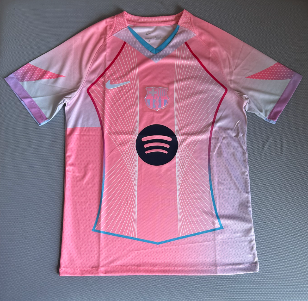 FC Barcelona 2025–26 Pinkes Kindertrikot