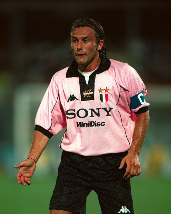 Juventus Retro Auswärtstrikot Pink 1997-1998