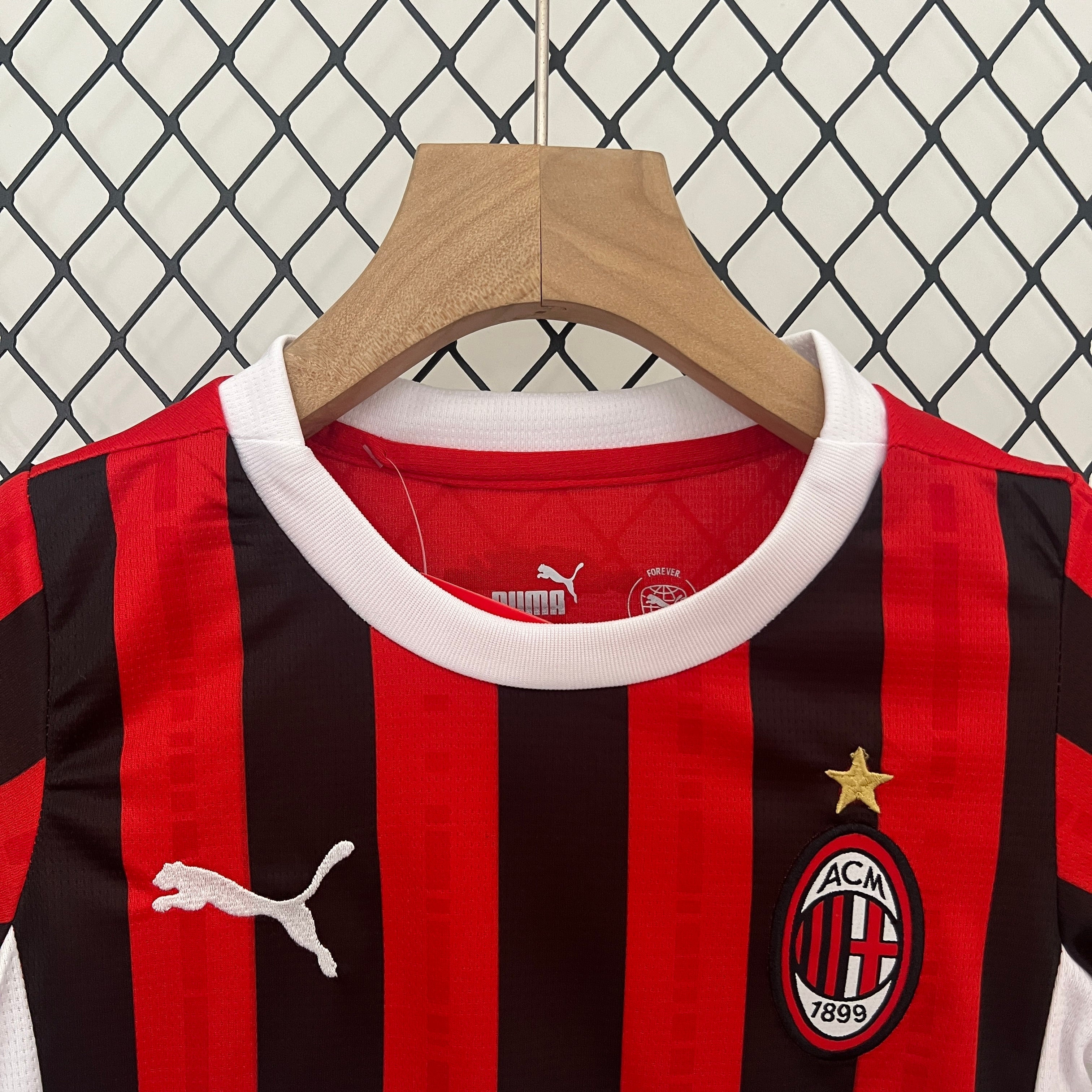 AC Milan 24-25 Kinder-Fußballtrikot