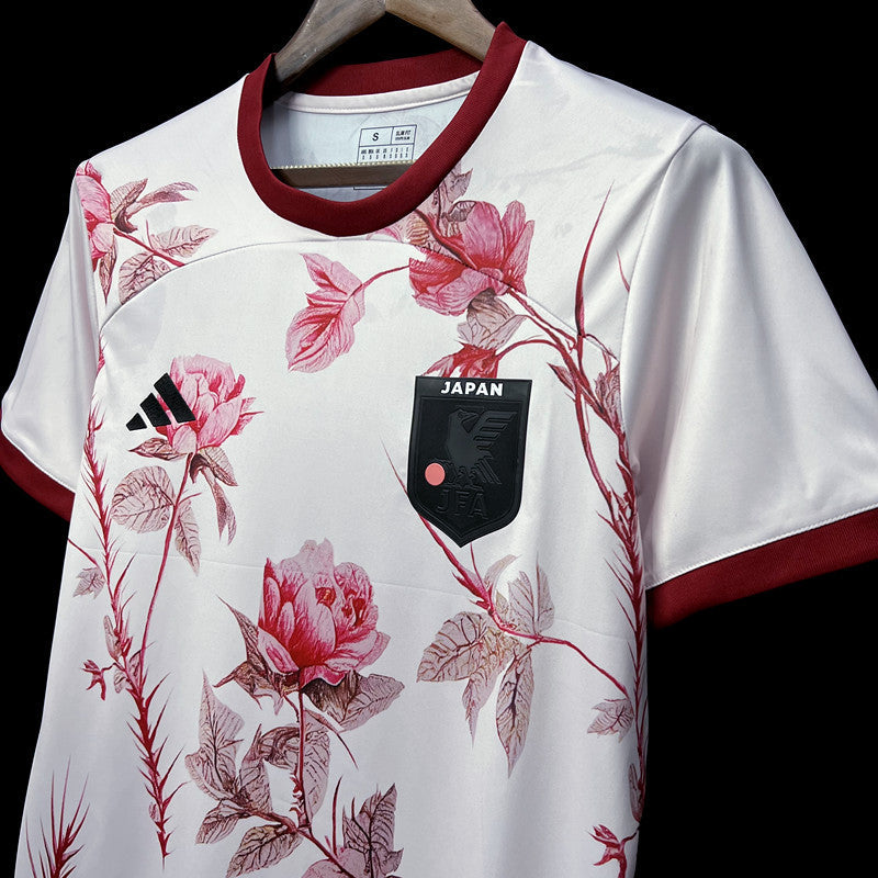 Japan 23-24 | Weiß | Rosen-Version