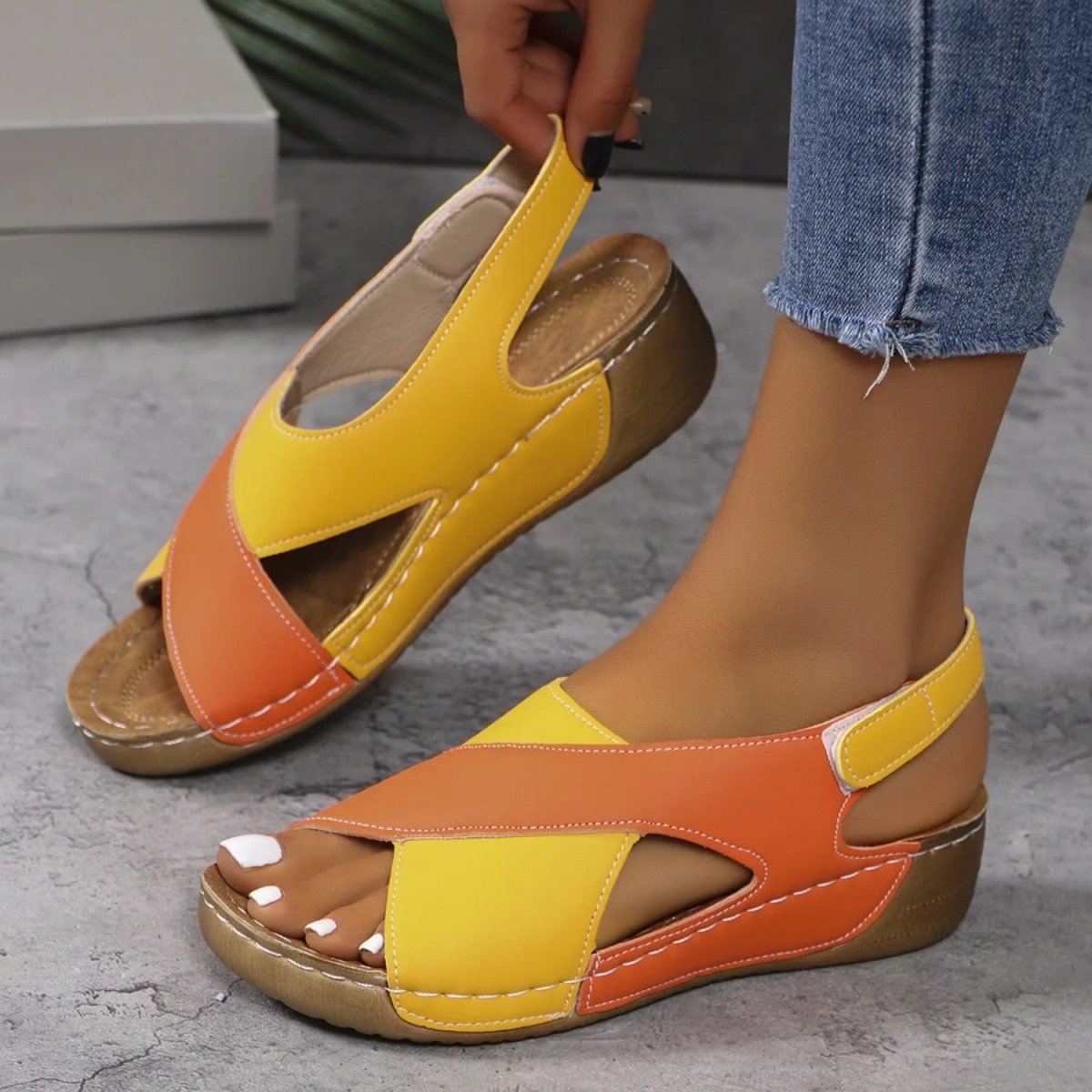 Comfortable Adjustable Wedge Sandals