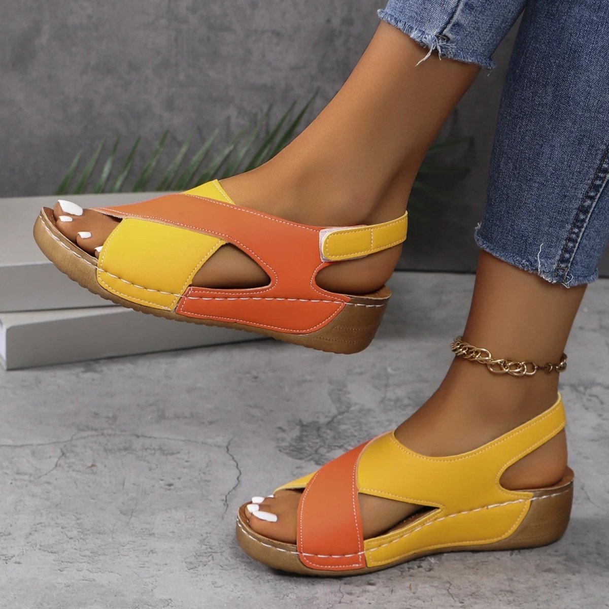Comfortable Adjustable Wedge Sandals
