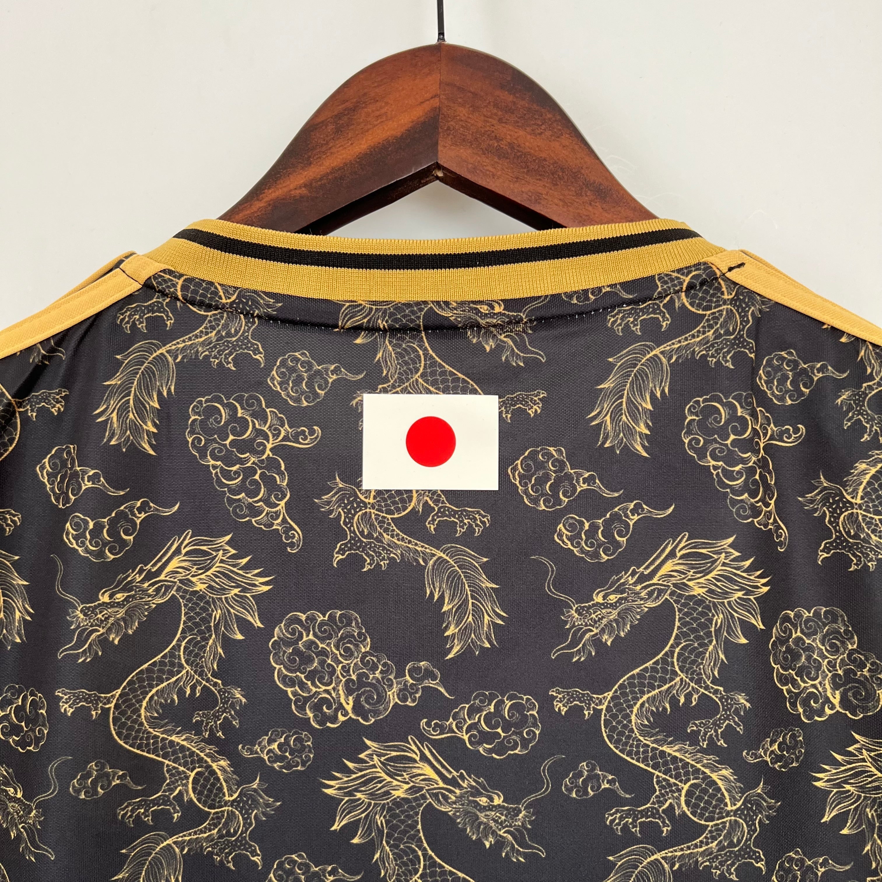 Japan 2023 | Goldener Drache Sonderedition