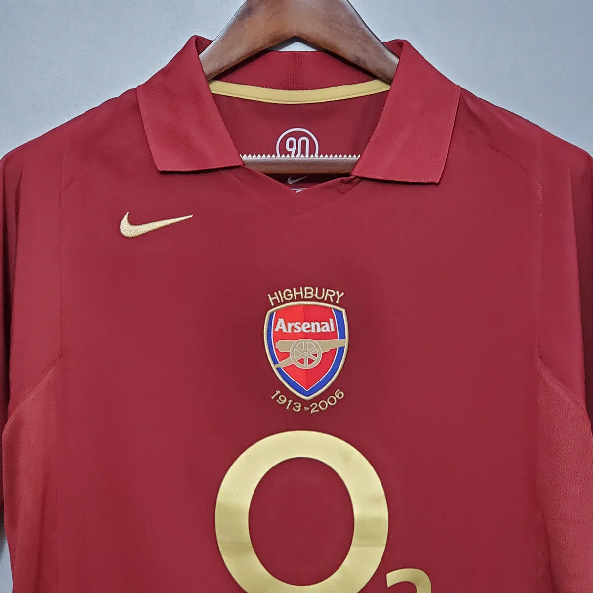 Arsenal 2005-2006 Home Retro Kit - Highbury Farewell Edition