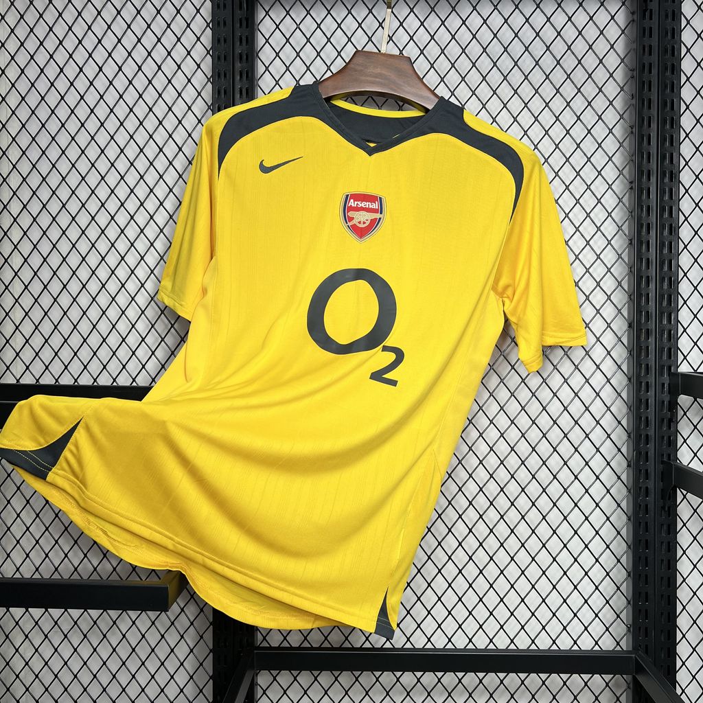 Arsenal 2003-2004 Away Retro Kit - Classic Yellow Edition