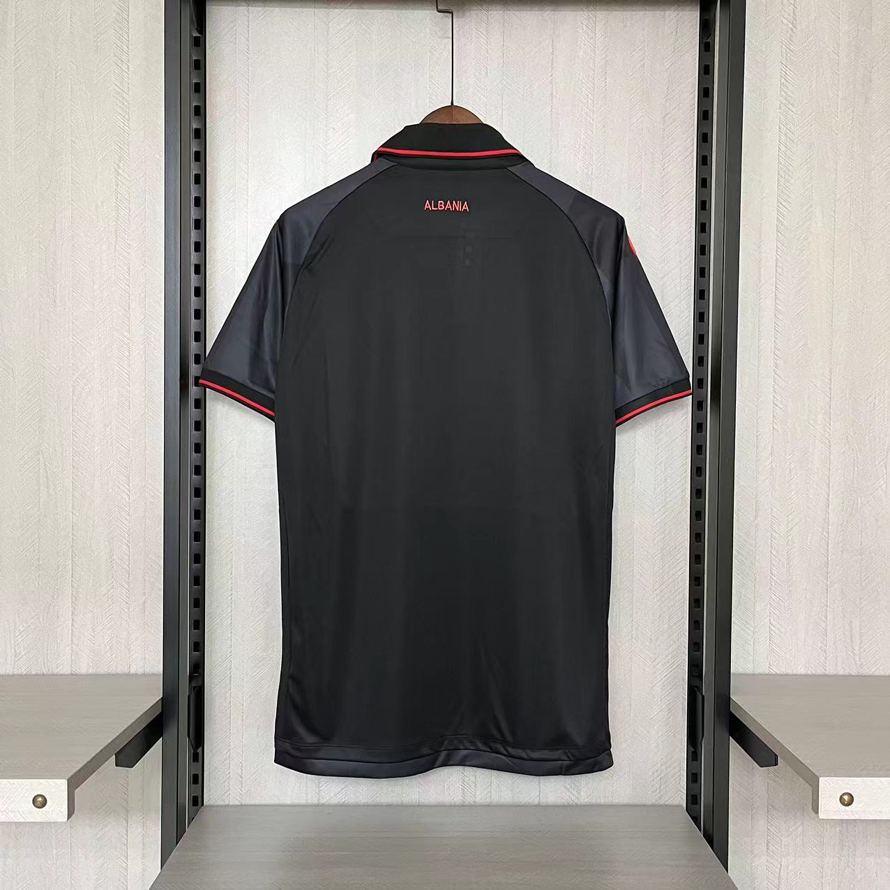 Kit nero Albania 23-24