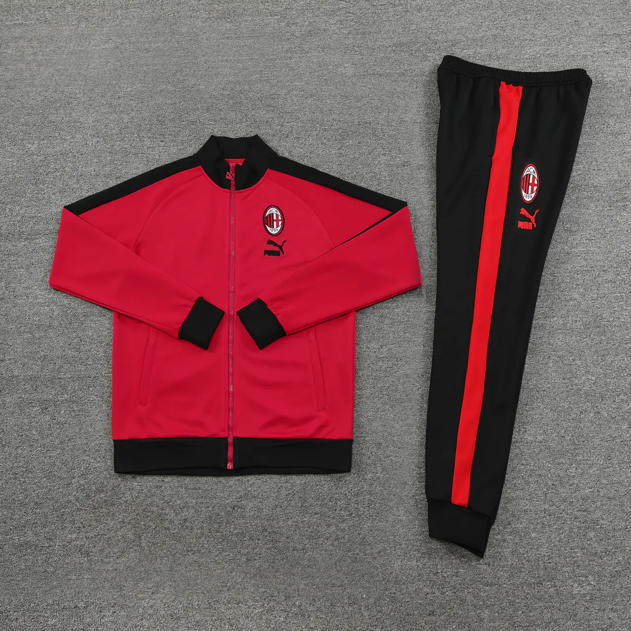 AC Milan 23-24 Roter Trainingsanzug