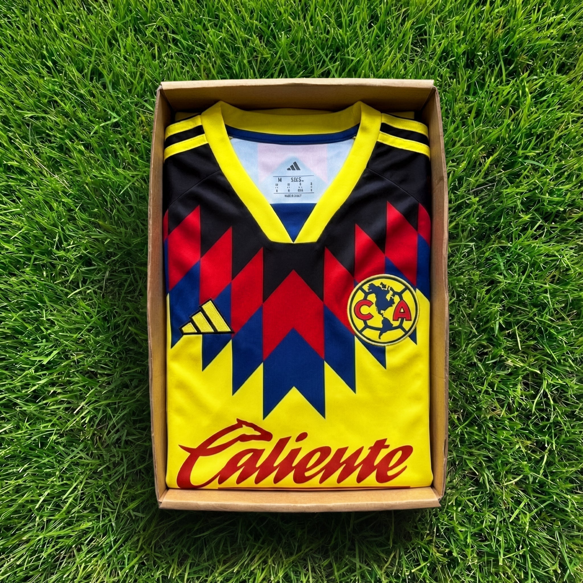 Retro Mystery Fußballtrikot-Box (1 Artikel)