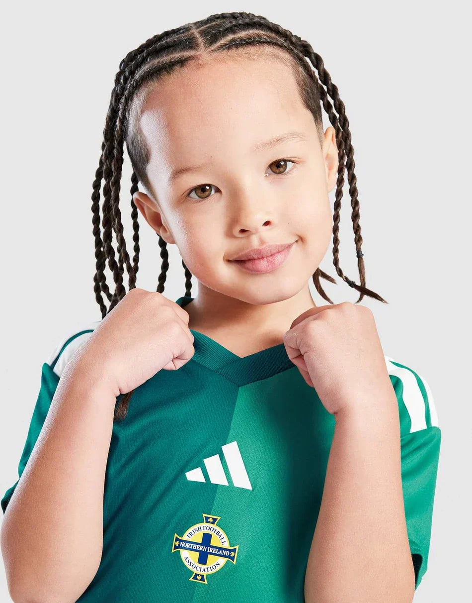Equipamento Irlanda do Norte 2026 - Casa Crianças