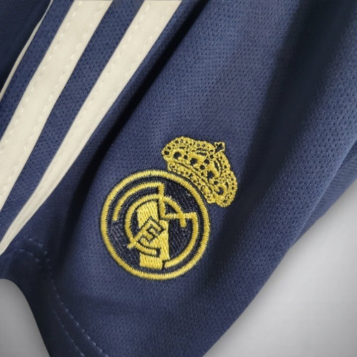 Real Madrid Weißes Drachen-Kindertrikot