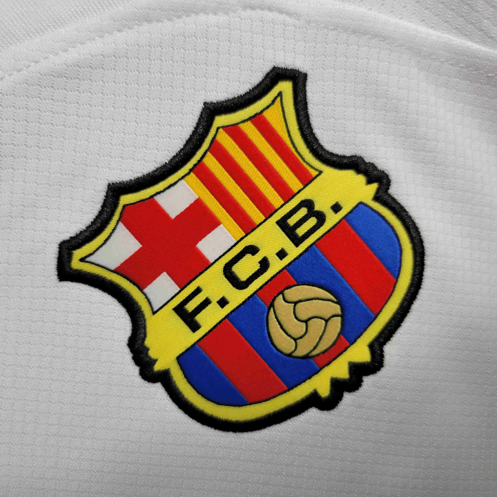 23/24 FC Barcelona Weißes Auswärtstrikot mit langen Ärmeln