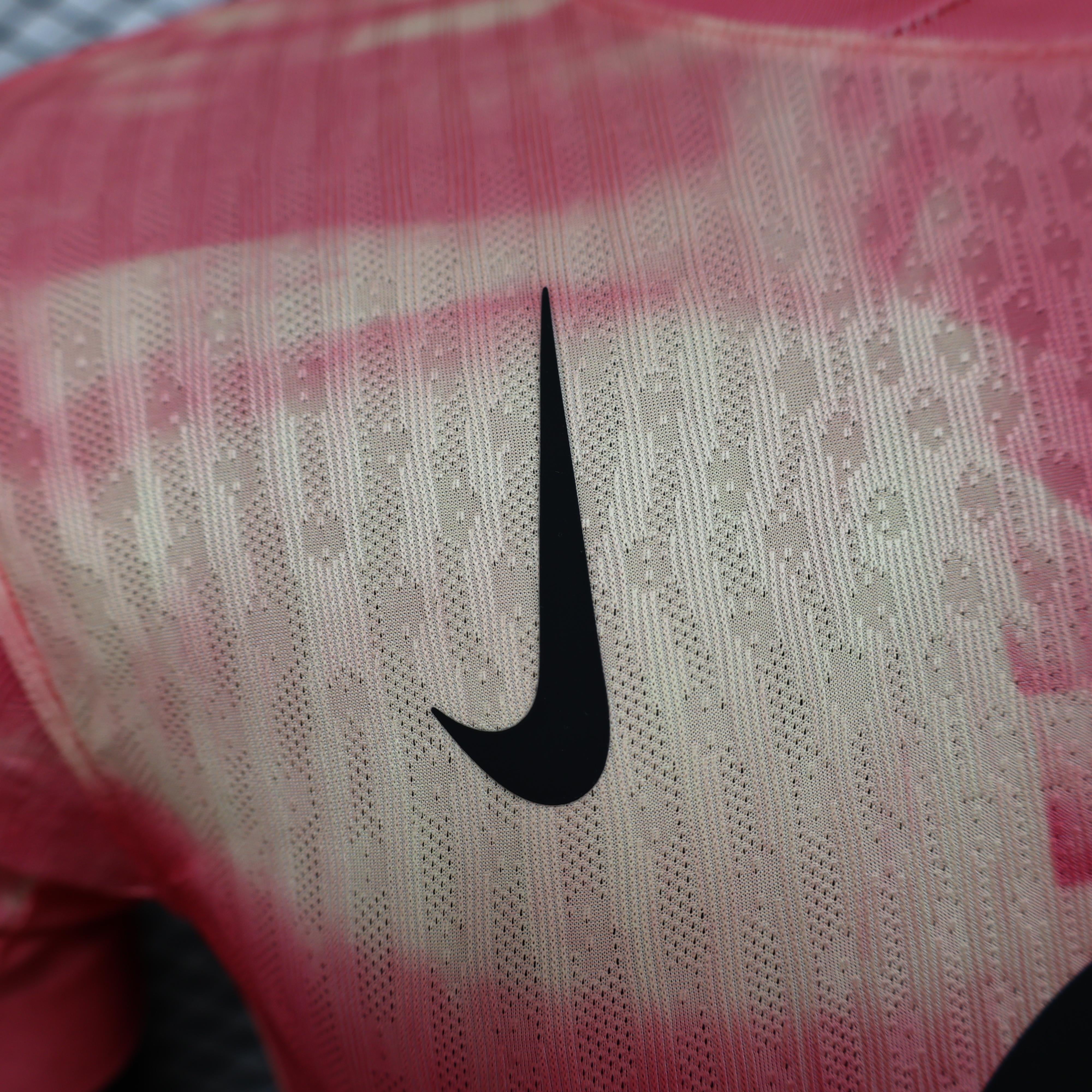 Equipamento Especial “Magma Blaze” do FC Barcelona