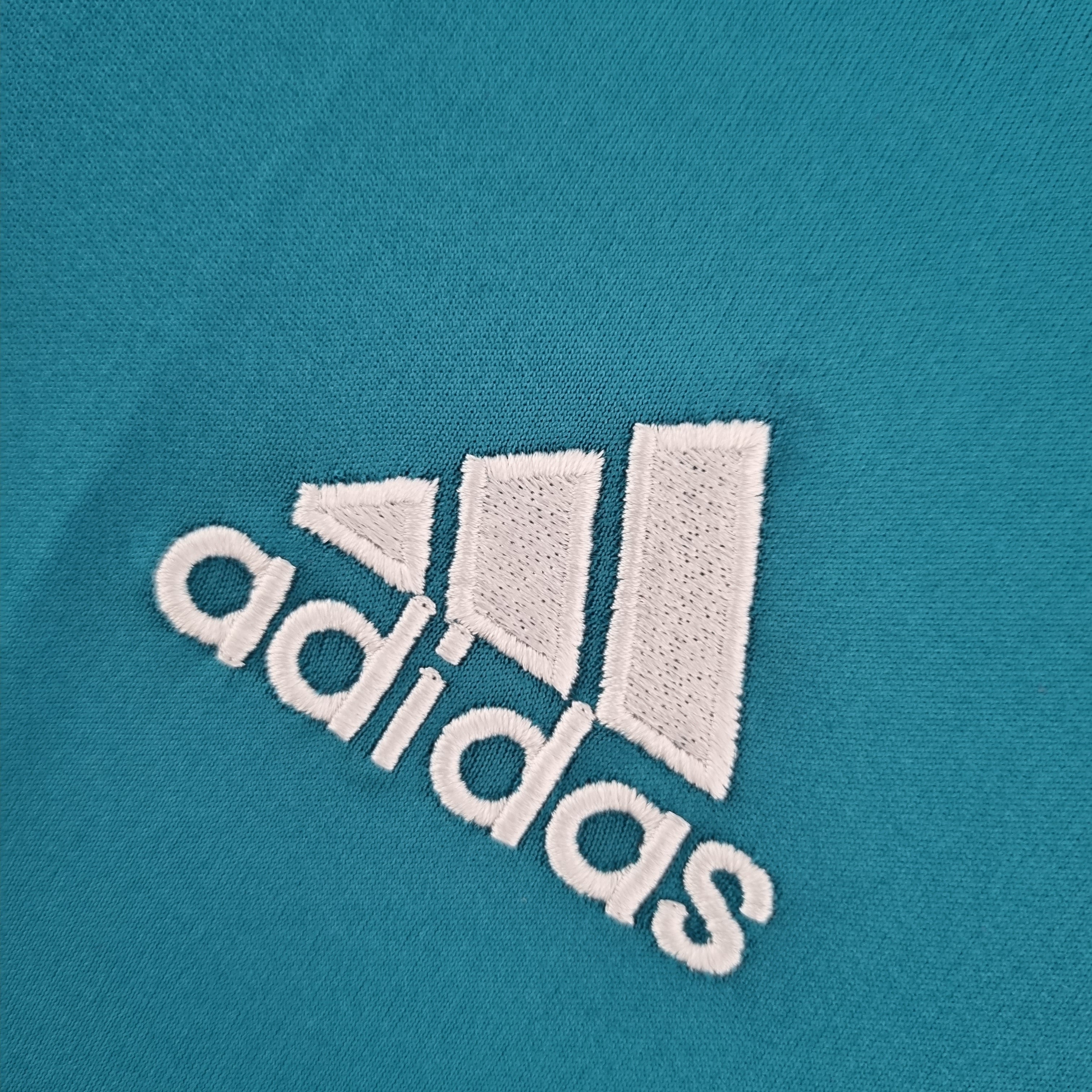 REAL MADRID RETRO DRITTES LANGARMTRIKOT 17/18