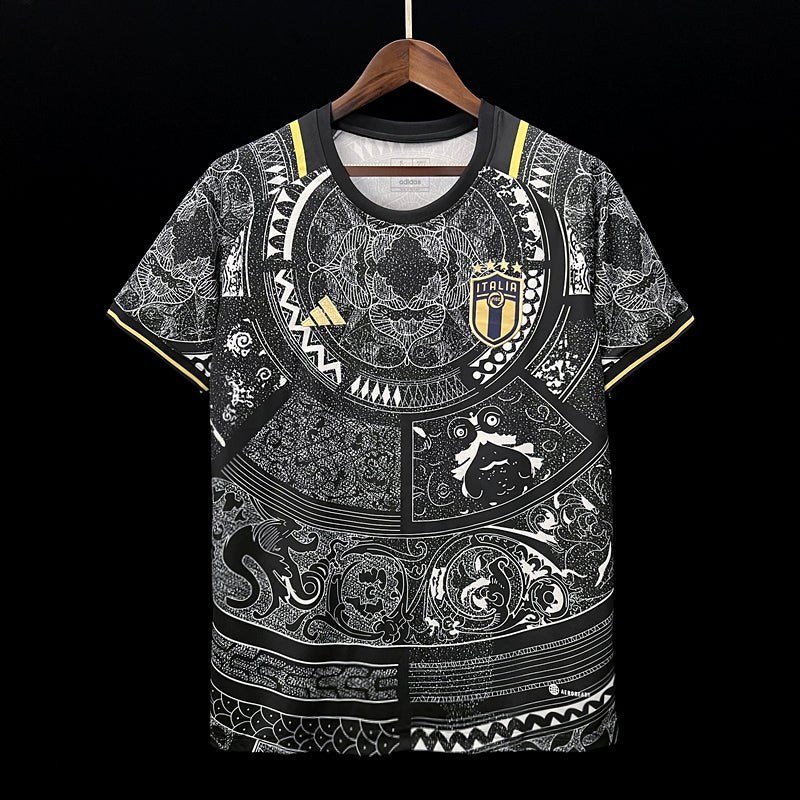 Italien 2023-2024 Sonderedition Schwarzes Design