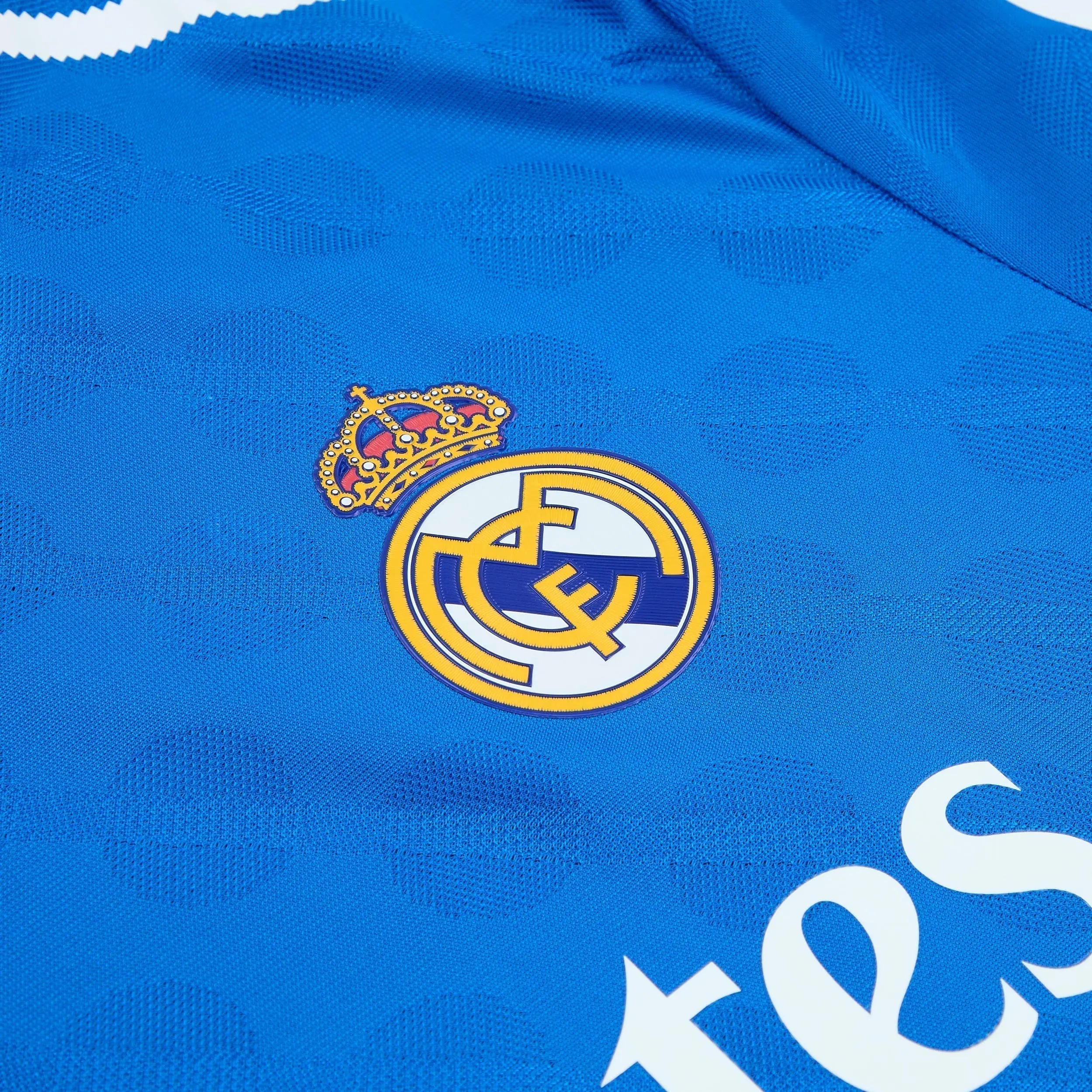 Real Madrid 2025/2026 Auswärtstrikot mit langen Ärmeln