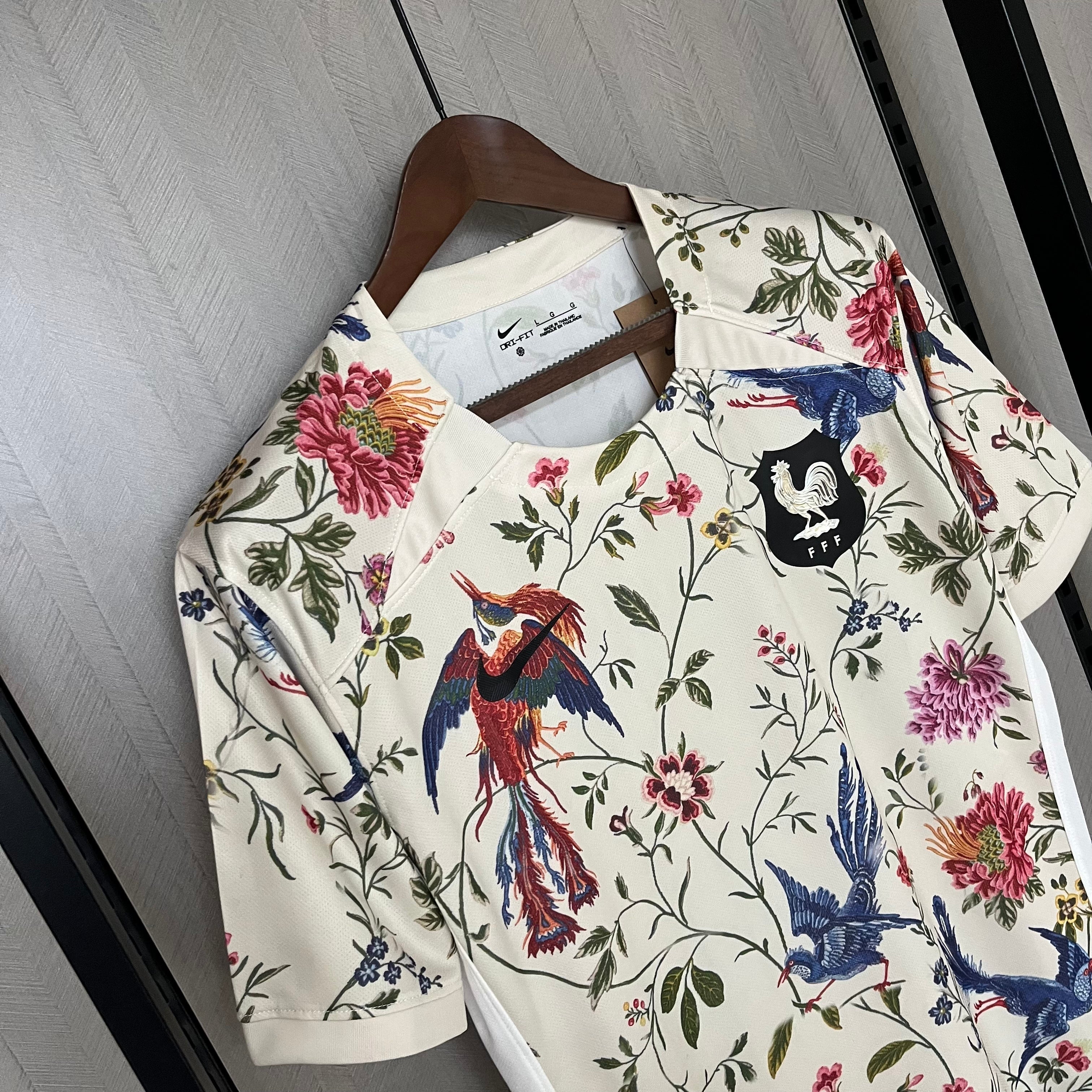 Frankreich X Dior Blumen Sonderedition Trikot