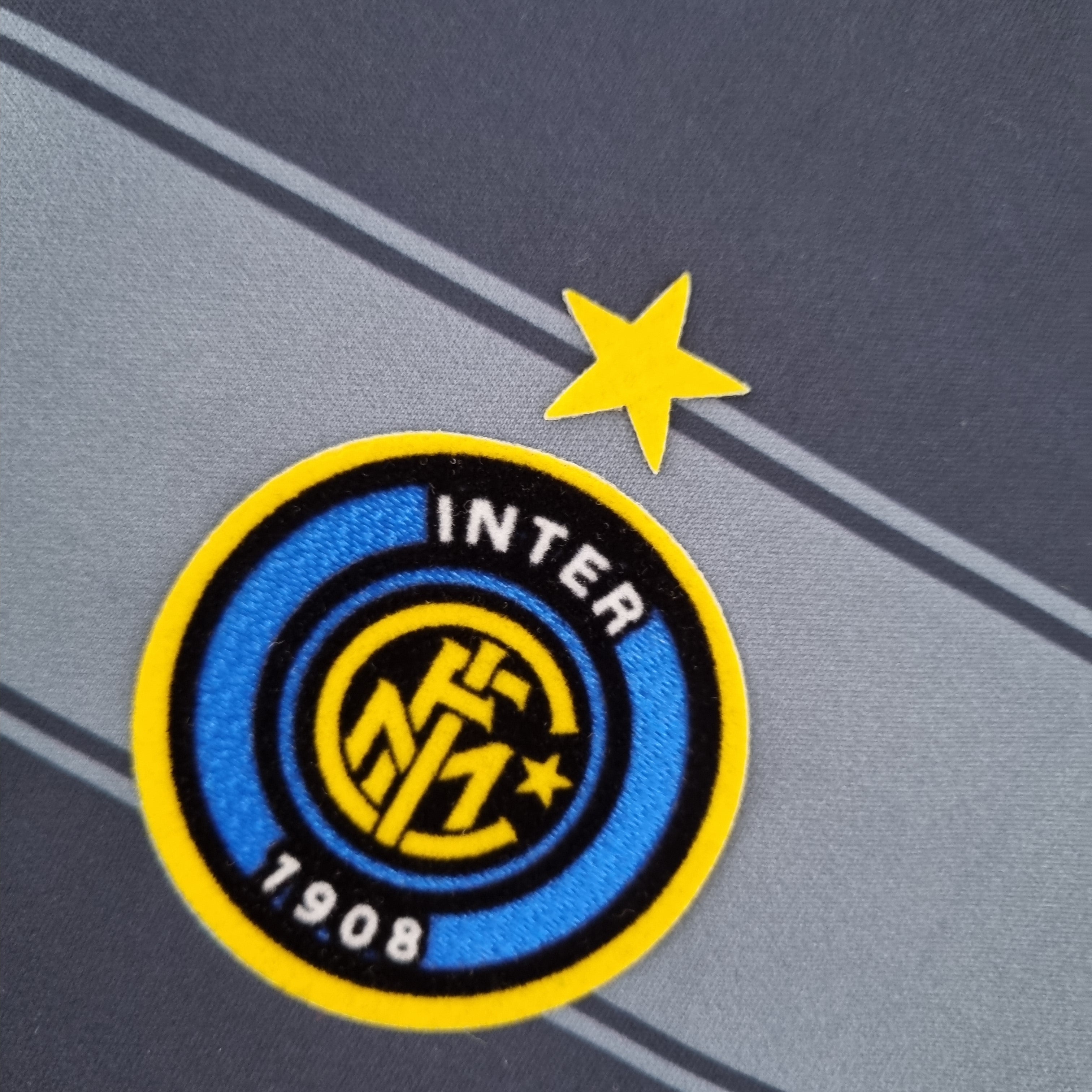 2004 Inter Mailand Retro-Trikot  