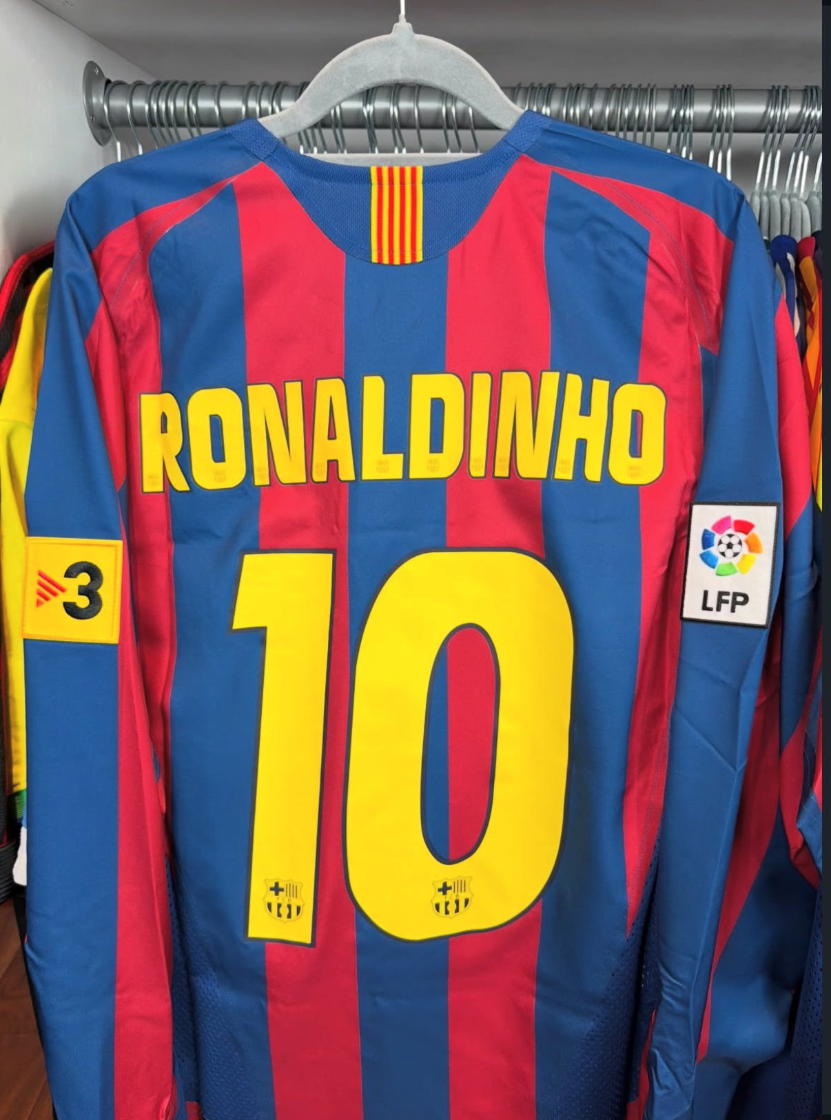 Ronaldinho Retro-Trikot Langarm Barcelona 2005