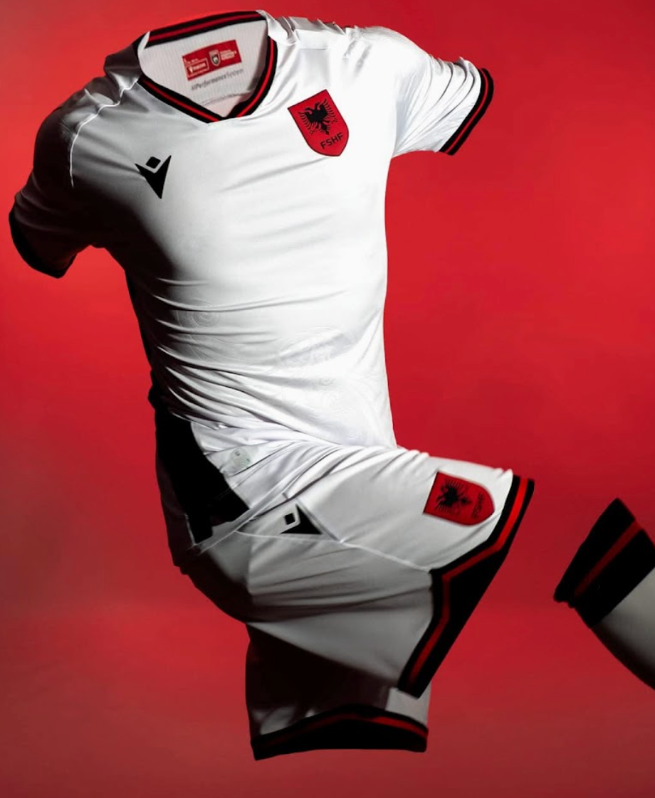 Albanien 2025/2026 Drittes Trikot (Weiß)