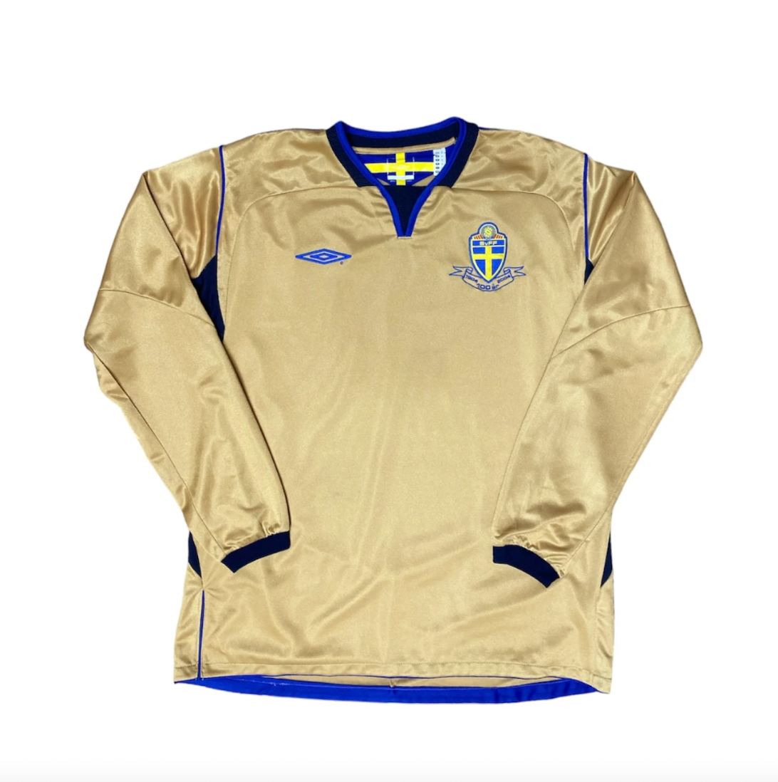 Schweden 2004 Retro Goldenes Auswärtstrikot mit langen Ärmeln