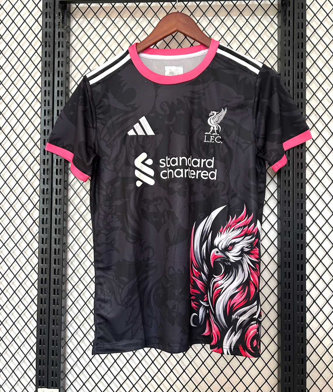 Liverpool Pink Dragon Spezialedition Trikot 2025-26
