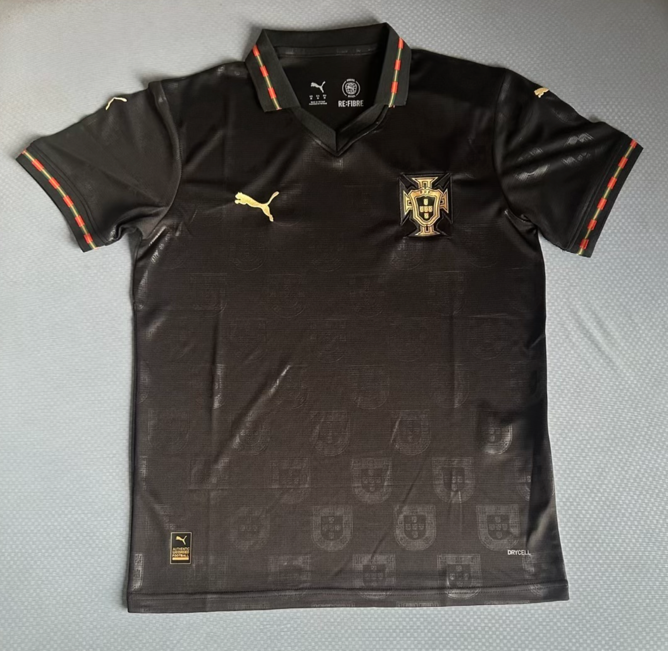 Portugal 2026 Sonderedition Eusébio Trikot – „Pantera Negra“ (Schwarzes Trikot)