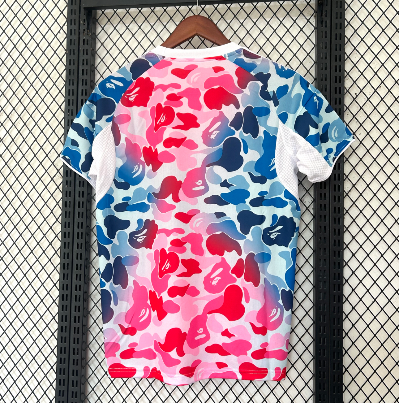 Bathing Ape (BAPE) 2026 Blau Pink Camo Trikot